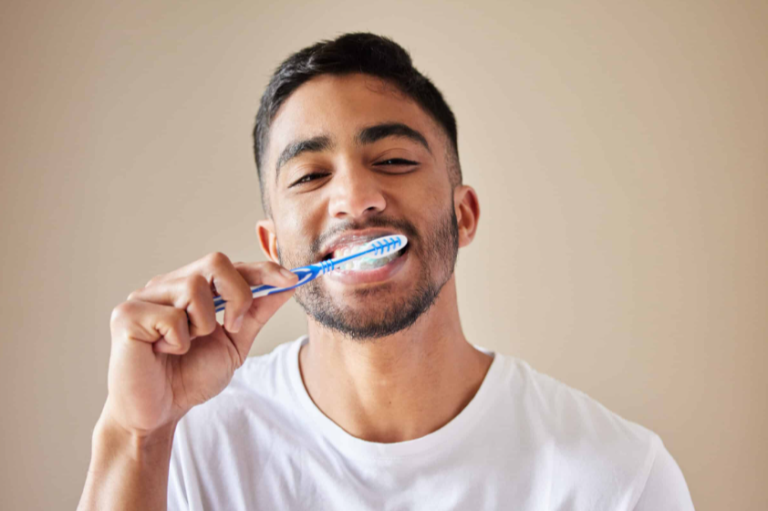 Achieve a Healthier Smile with an Electric Toothbrush